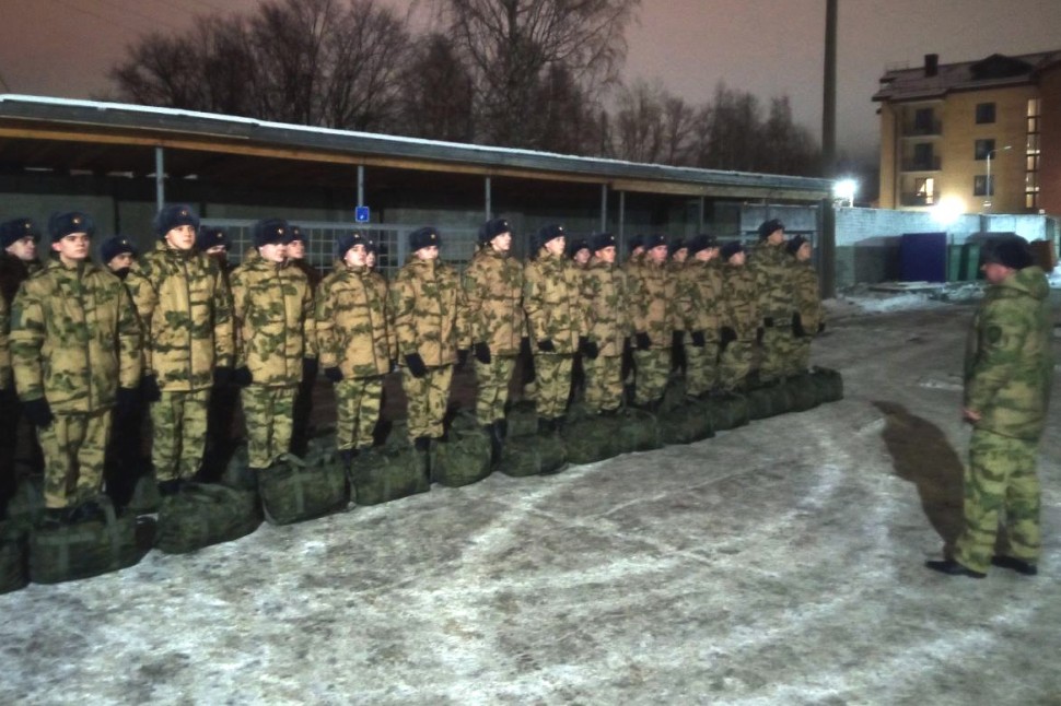  Призывники Архангельской области отправились служить в воинские части Росгвардии